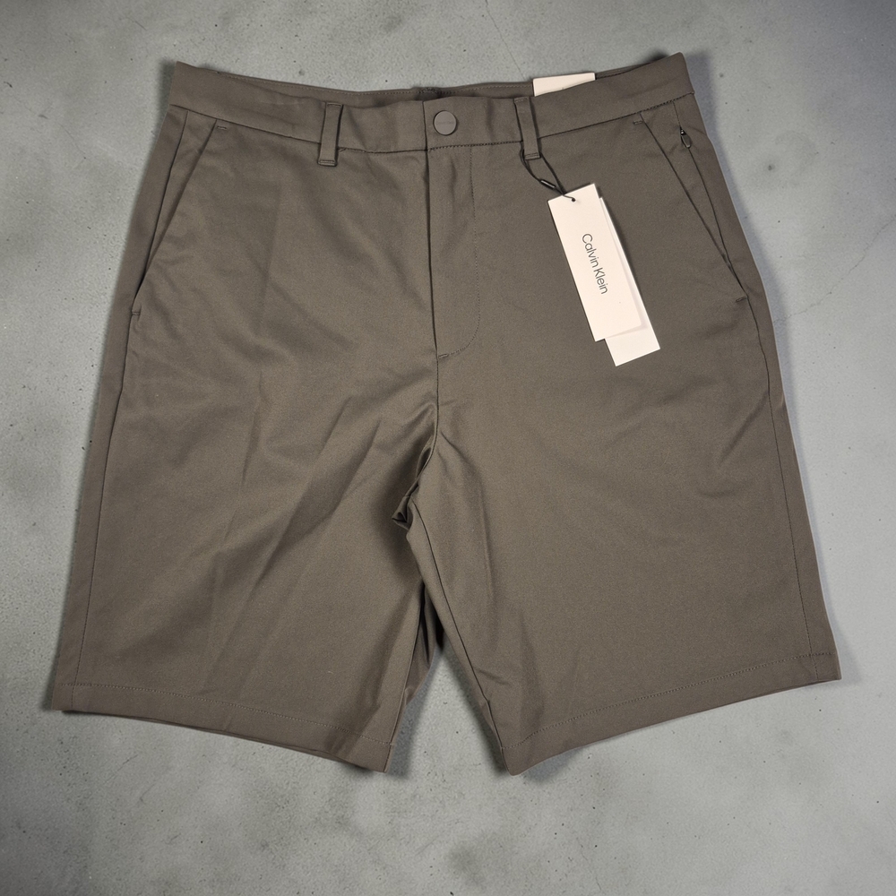 Calvin Klein Shorts Mens 32 Olive Green Polyester Golf‎ Performance 9" NWT